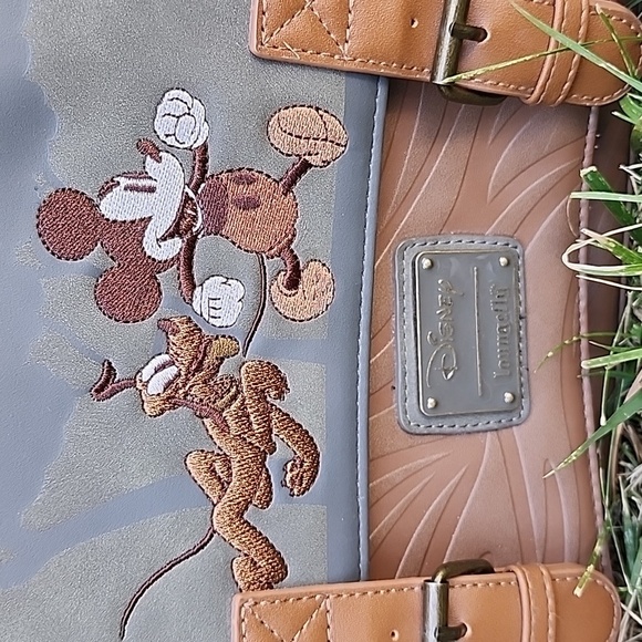 Rare Disney Loungefly Safari Backpack - Picture 2 of 16